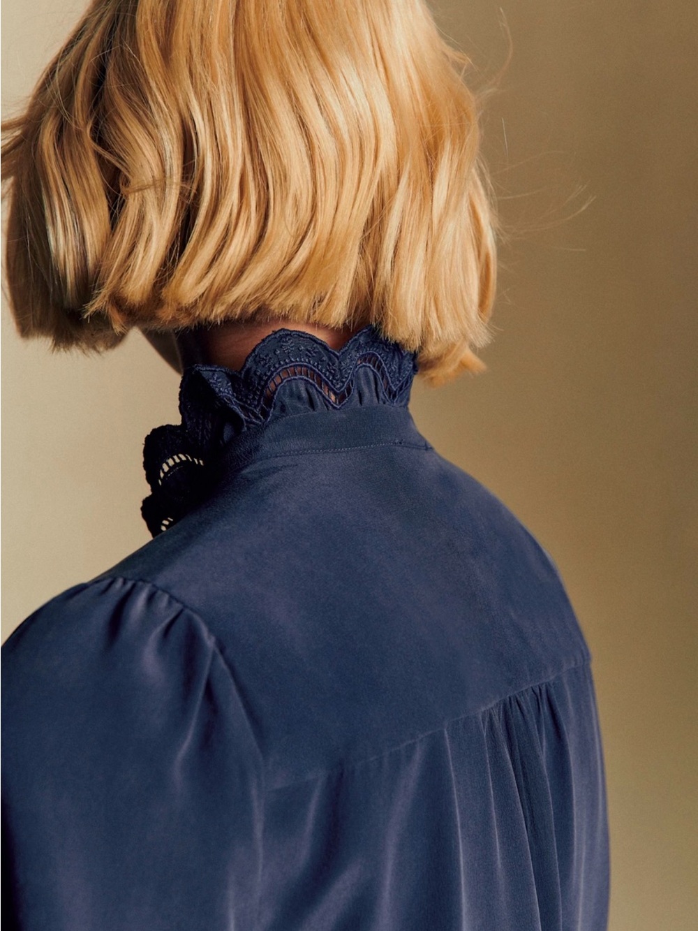 Sezane Chlo Buttondown Navy SZ 40 NWOT - Picture 2 of 9